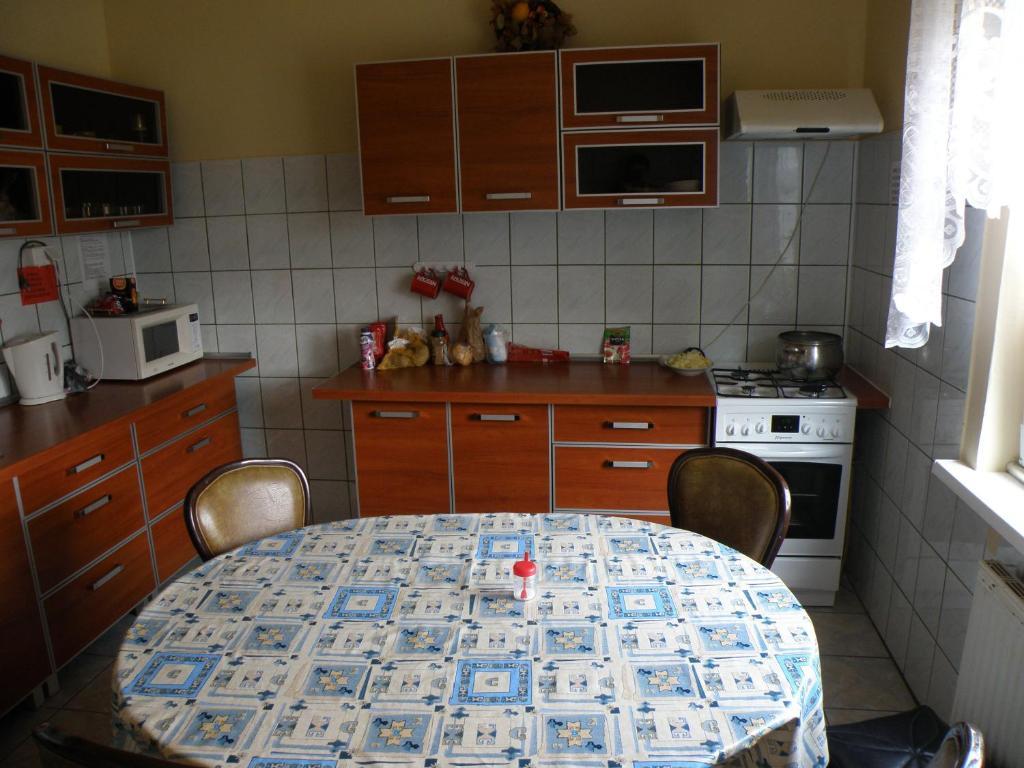 Szkolne Schronisko Mlodziezowe Zloty Widok Hostel Piechowice  Ngoại thất bức ảnh