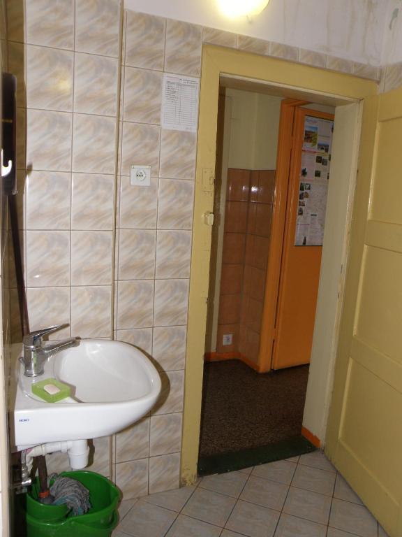 Szkolne Schronisko Mlodziezowe Zloty Widok Hostel Piechowice  Ngoại thất bức ảnh